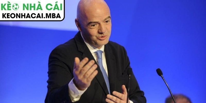 UEFA tập hợp lực lượng nhằm lật đổ Chủ tịch FIFA ngay lúc này 2 Cuộc gặp gỡ tại Salzburg và bóng ma áp lực lên Gianni Infantino